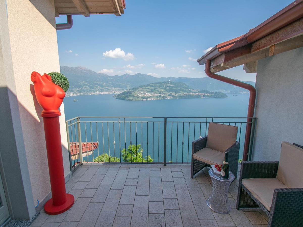 Cherubino - Stunning Lake View With Swimming Pool Parzanica Exterior foto